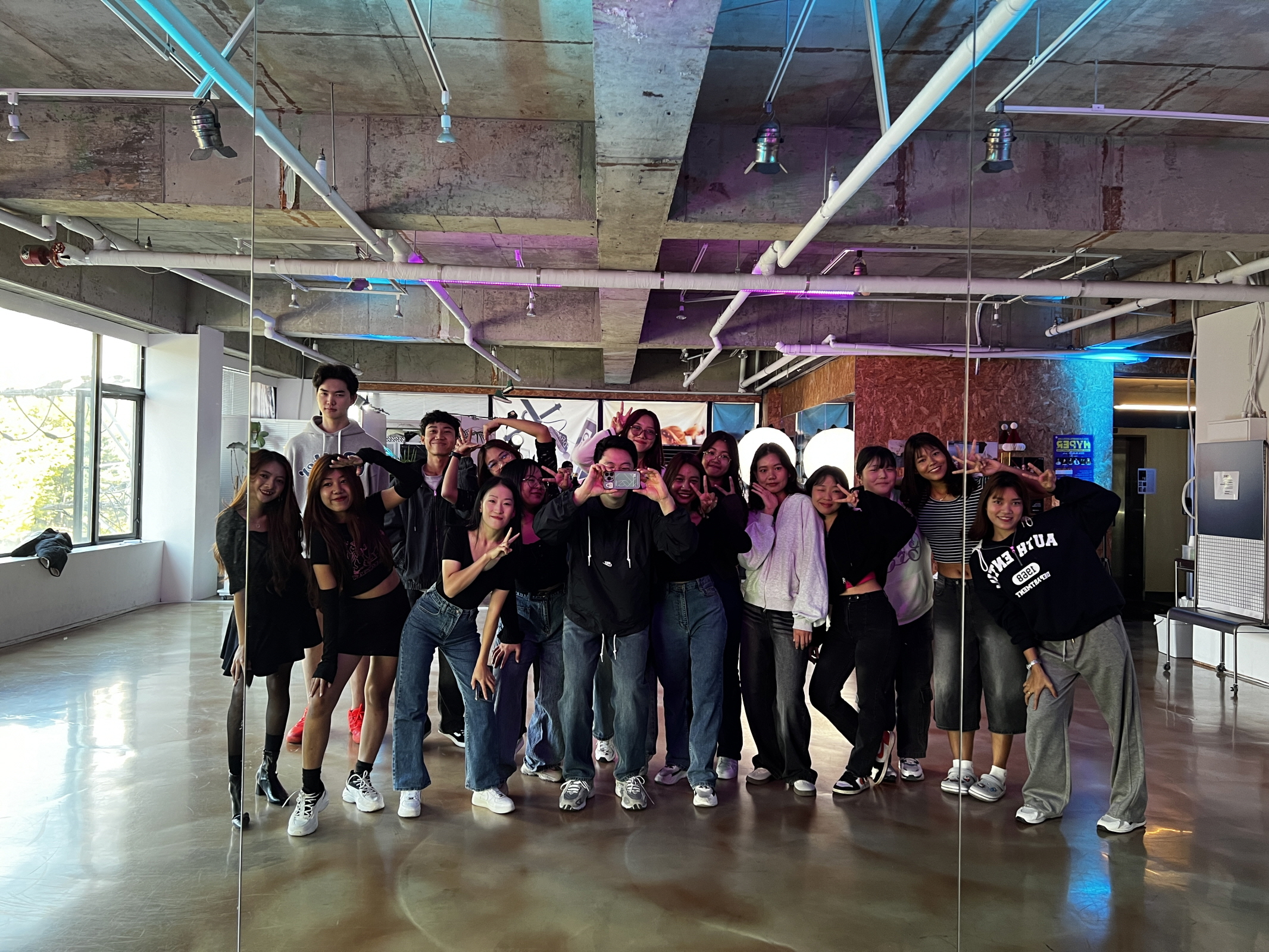 안양시사족센터와 함께하는 한국문화특공대(K-POP 체험 및 축구 경기 관람)대표이미지